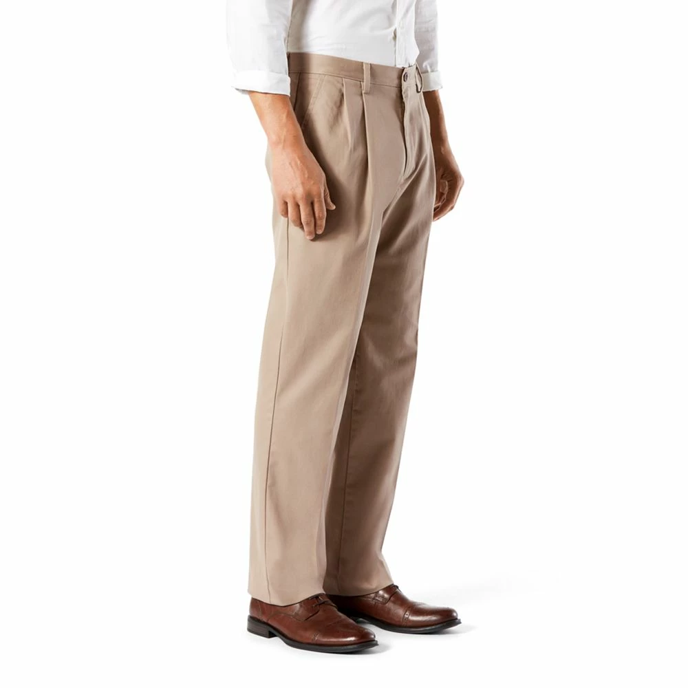 Men's Dockers® Stretch Easy Khaki Classic-Fit Pleated Pants 13 Men's Dockers® Stretch Easy Khaki Classic-Fit Pleated Pants - Image 11