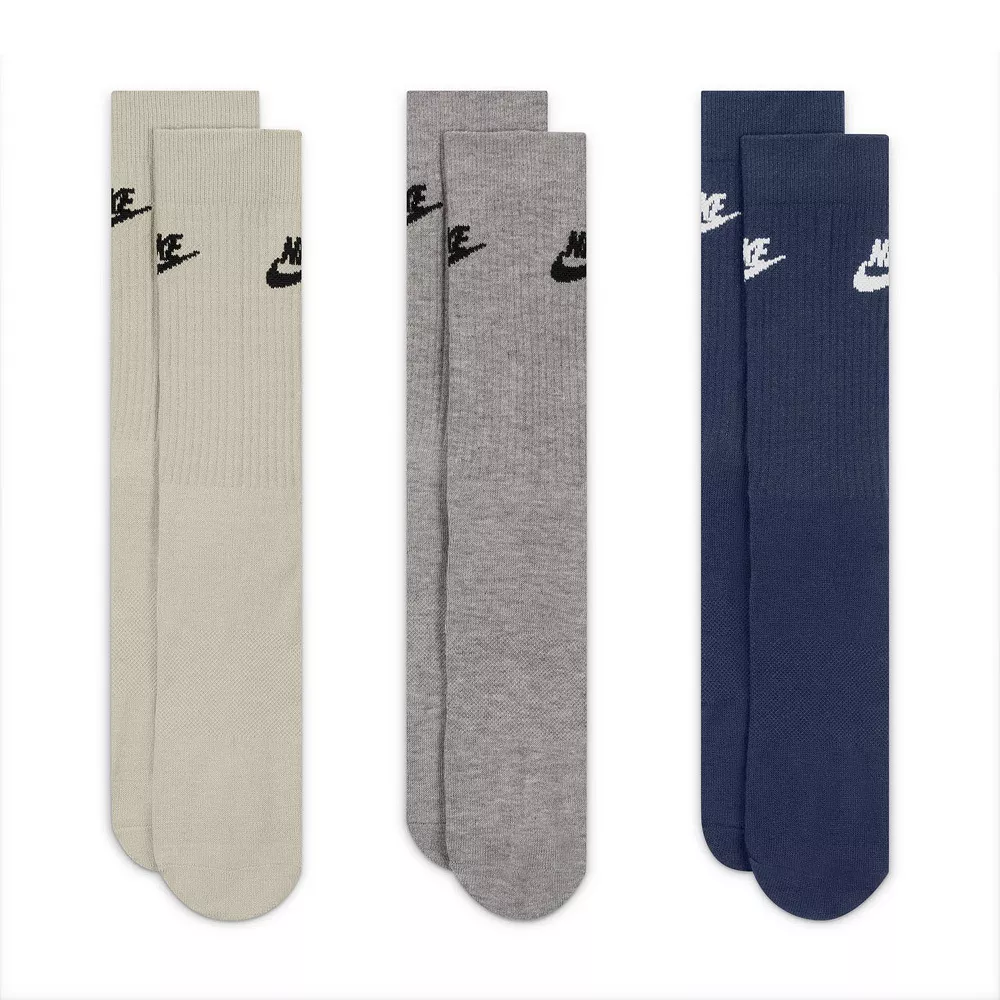 Men's Nike Everyday Essential Crew Socks 8 Men's Nike Everyday Essential Crew Socks - Image 6