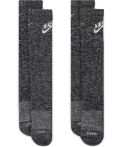 Unisex Nike Everyday Plus Dri-FIT Cushioned Crew Socks -Casual Outfits For Men Elegant store 5182359 Black White