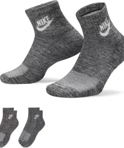 Unisex Nike 2-pack Everyday Plus Dri-FIT Cushioned Ankle Socks 17 Unisex Nike 2-pack Everyday Plus Dri-FIT Cushioned Ankle Socks -Casual Outfits For Men Elegant store 5182465 ALT3
